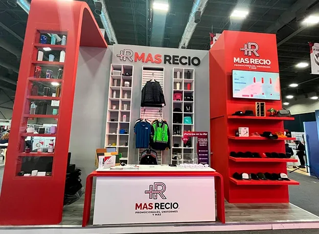 Stands y Exhibidores Promocionales - MAS RECIO
